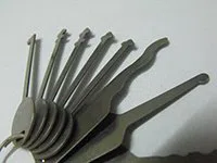 Lock Locksmith Tech Detroit, MI 313-918-1994 - change-locks-service