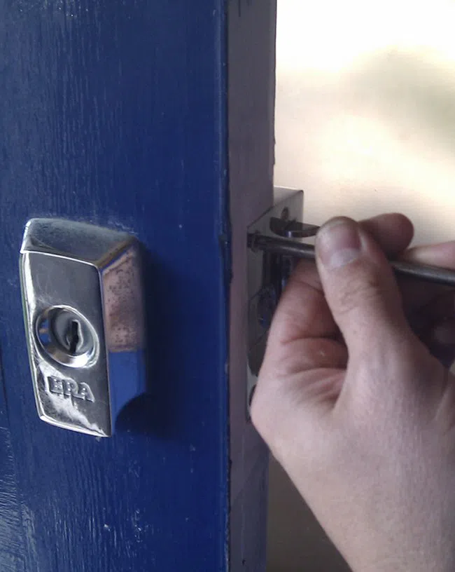 Lock Locksmith Tech Detroit, MI 313-918-1994 - locksmith-service